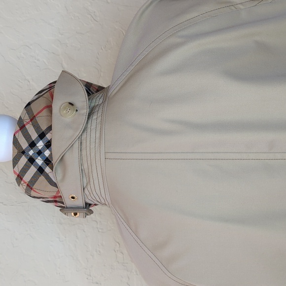 Burberry Runway Collection Pale Honey Scarf-Layer Trench Coat Size 6 - Picture 7 of 17